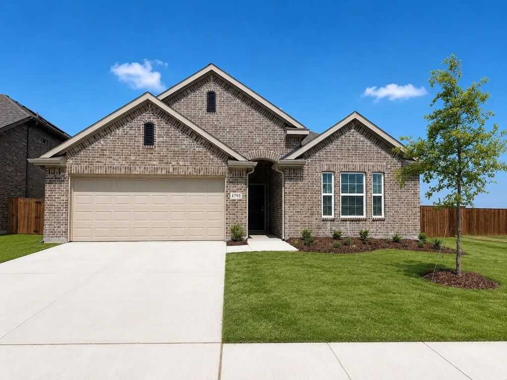 1795 Gleasondale Place, Forney