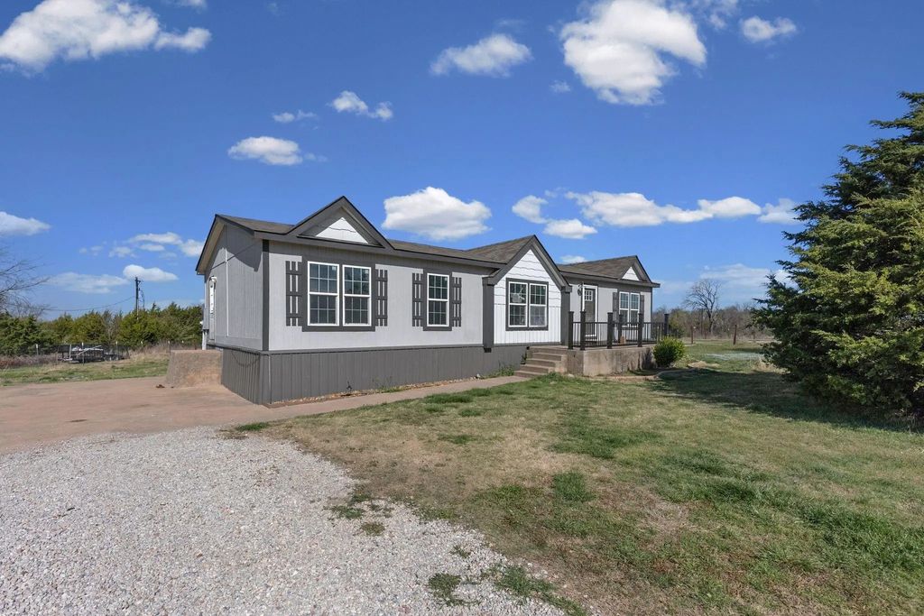 101 Coker Road, Sherman