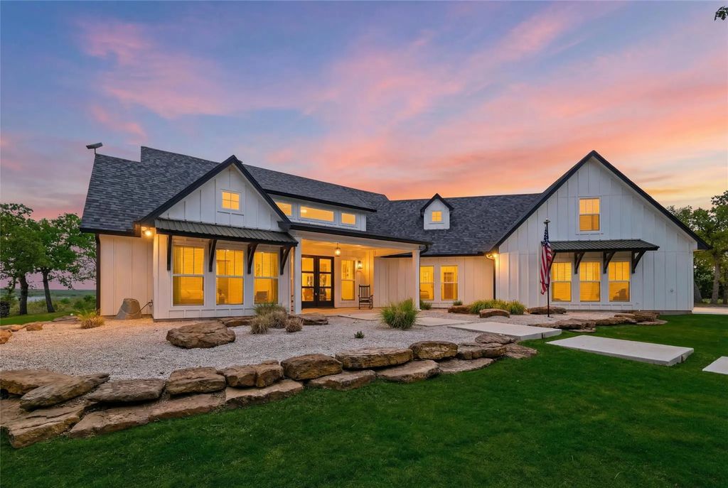 434 Sandstone Court, Sunset