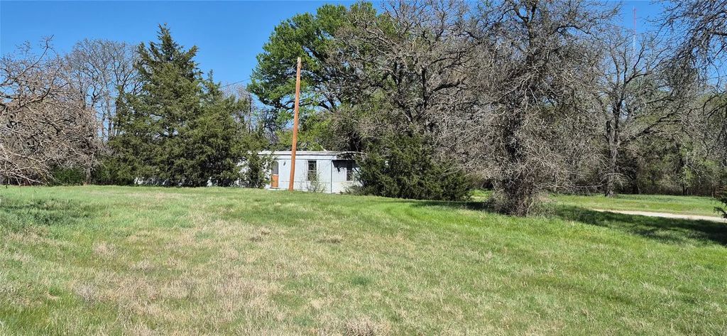 294 County Road 4683, Boyd