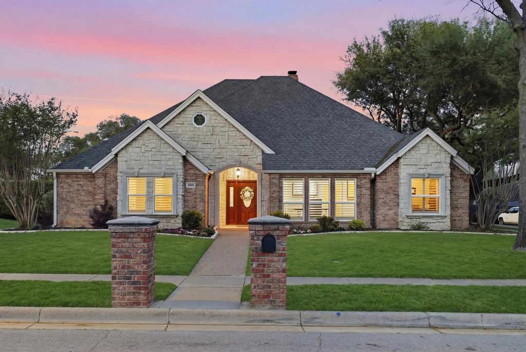 5905 Lansford Lane, Colleyville