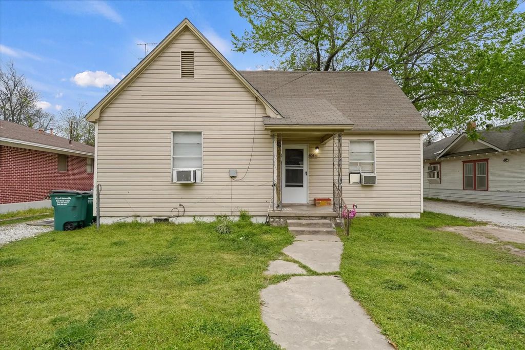 404 S Morris Street, Gainesville