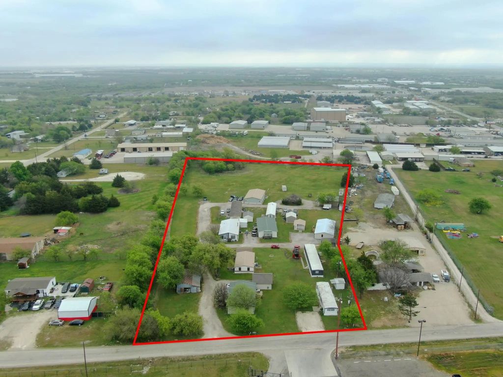 4612 Cr 616, Alvarado
