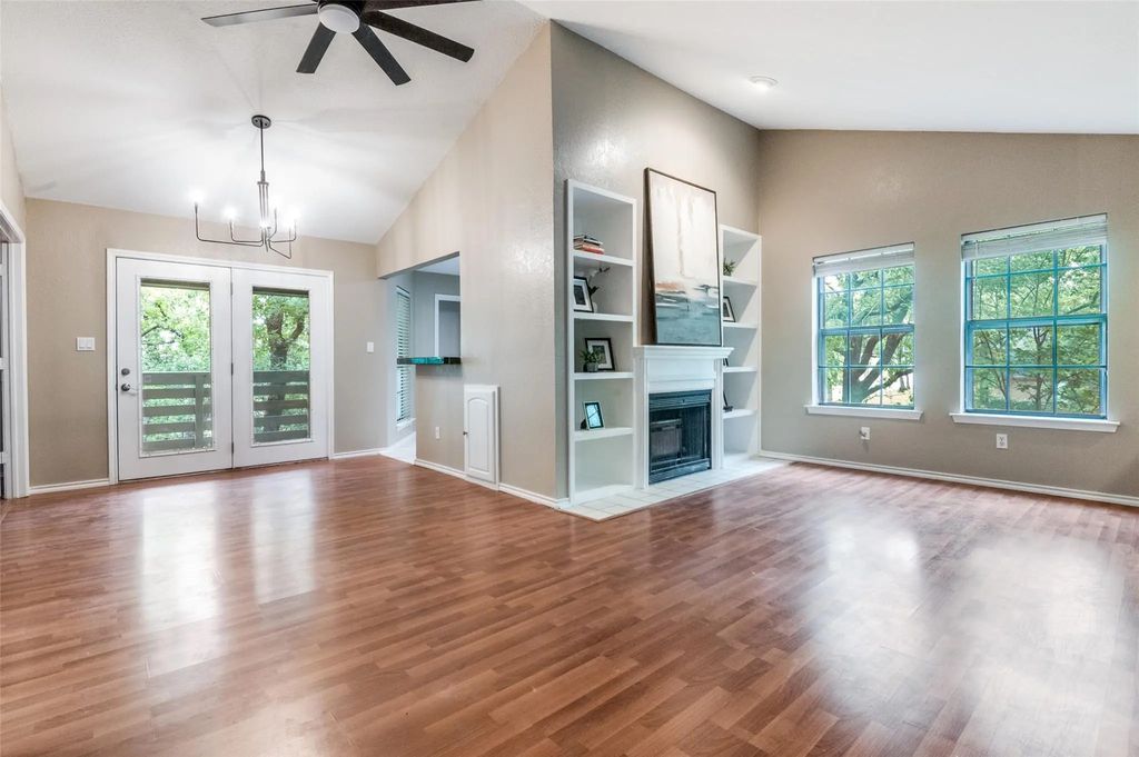 4502 Forestgate Drive, Arlington