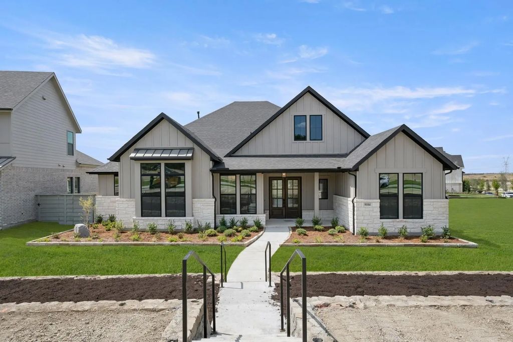 9104 Landmark Trail, Denton