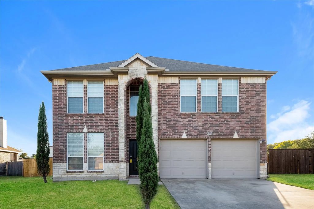 2705 Lauren Way, Seagoville