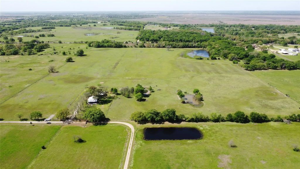 10702 Lagow Lane, Scurry