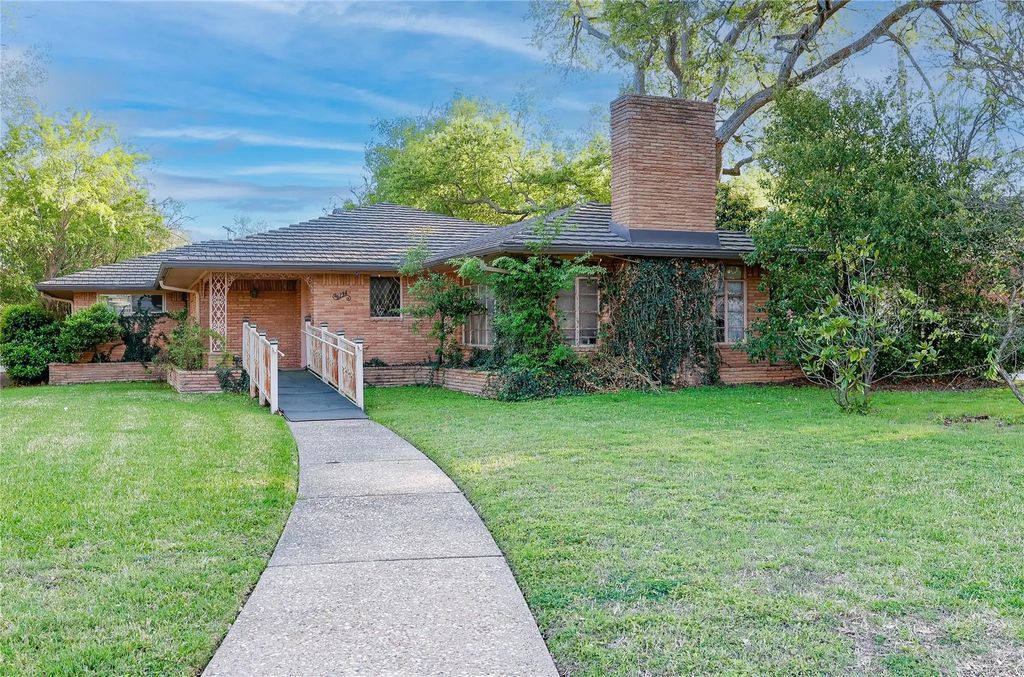 6134 Monticello Avenue, Dallas