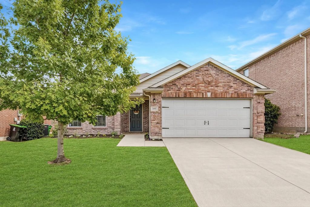 1682 Chukar Drive, Aubrey