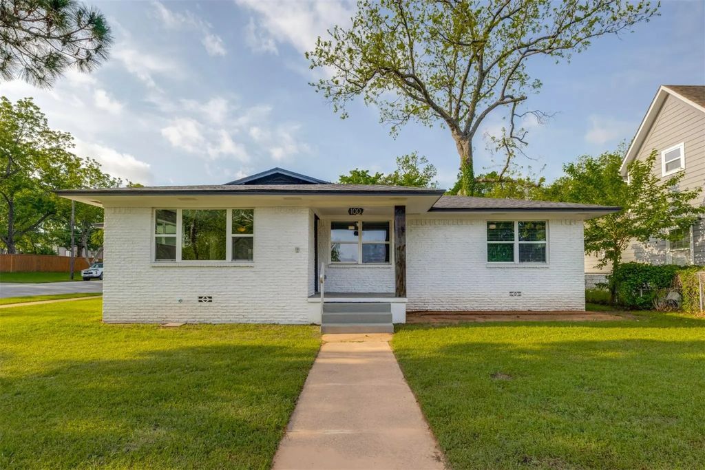 100 W Hull Street, Denison