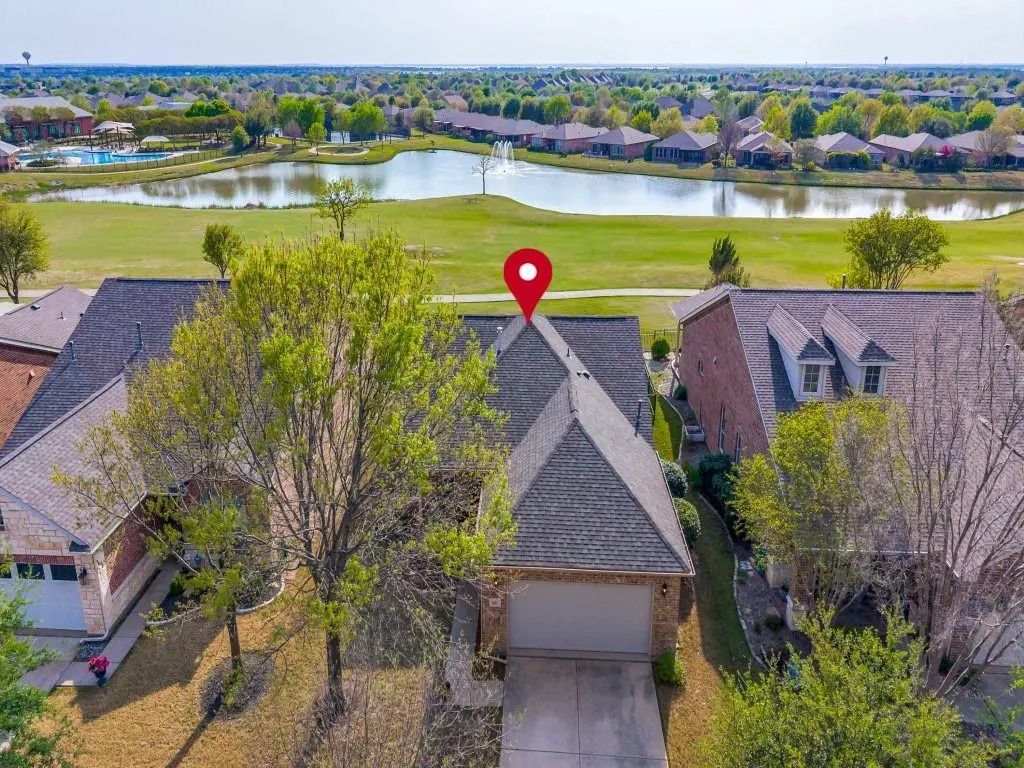 831 Burnswick Isles Way, Frisco