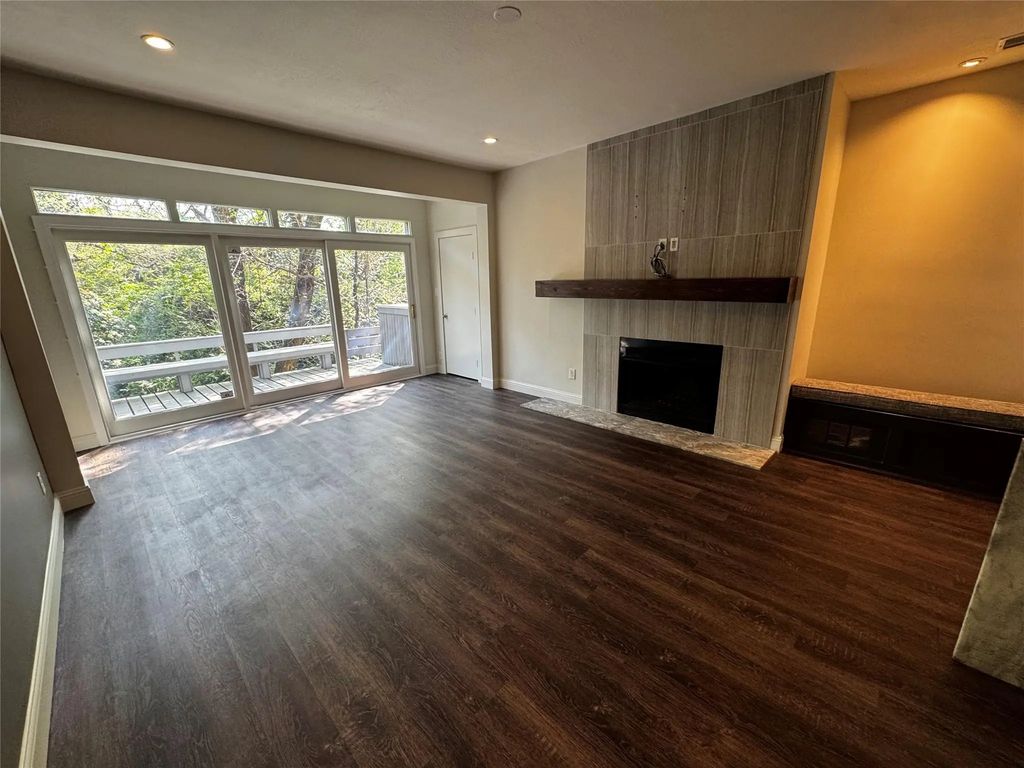2506 Wedglea Drive 803, Dallas