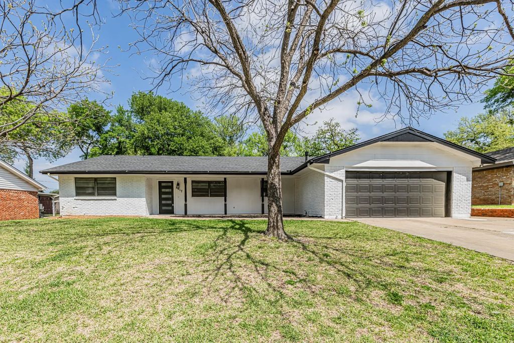1017 Arlena Drive, Arlington