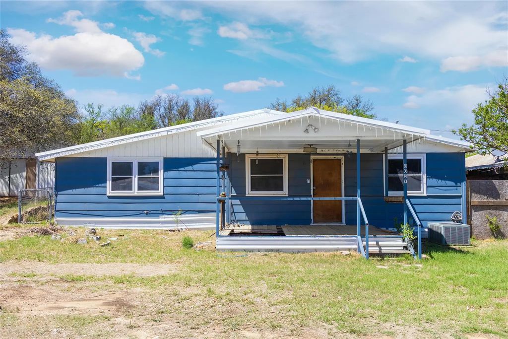 8057 County Road 606, Brownwood