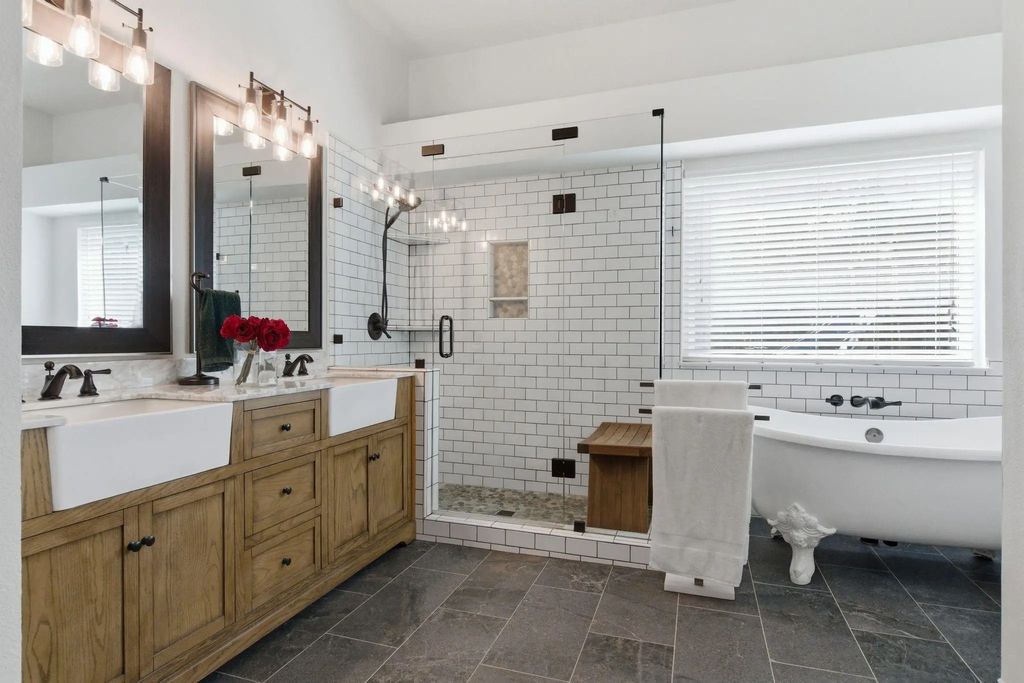 7801 Defender Lane, Rowlett
