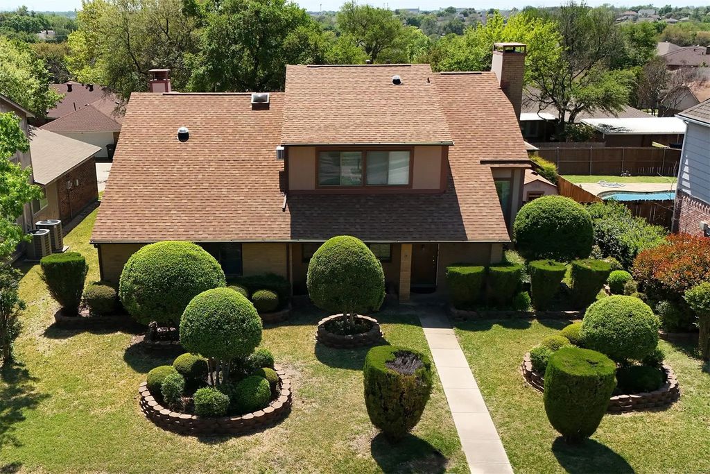 1734 Hartford Drive, Carrollton
