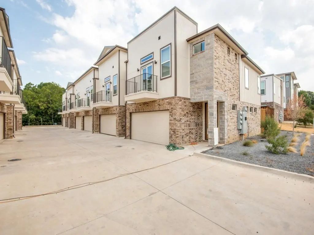 7330 Bree Court, Dallas