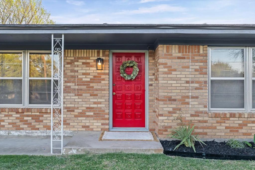 605 Catalina Drive, Waco