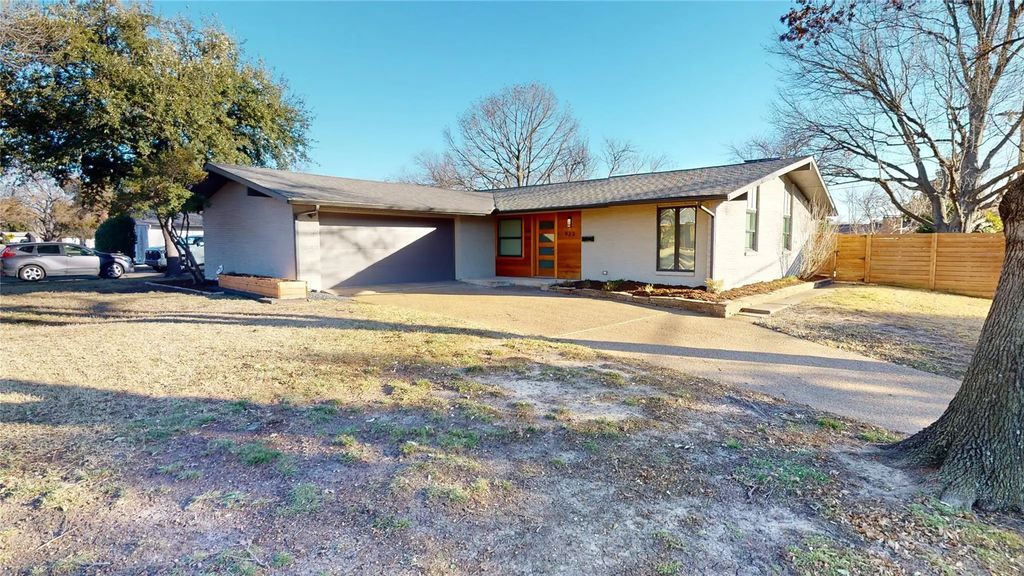 923 Melrose Drive, Richardson