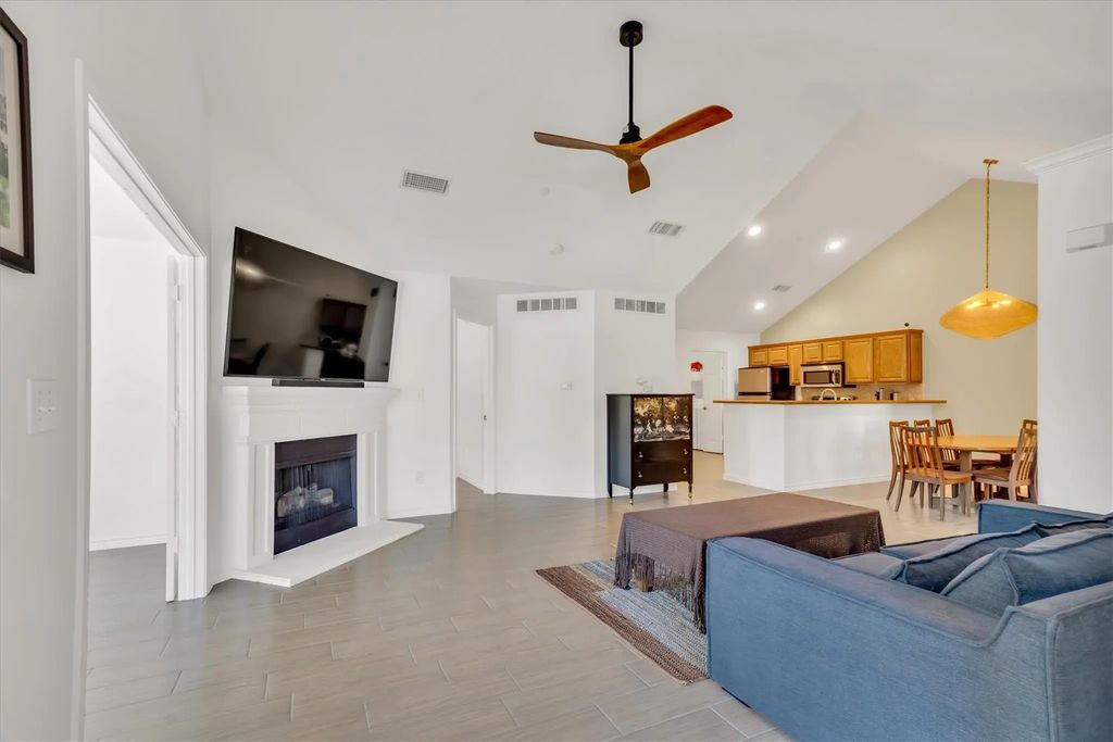 2601 Marsh Lane 84, Plano