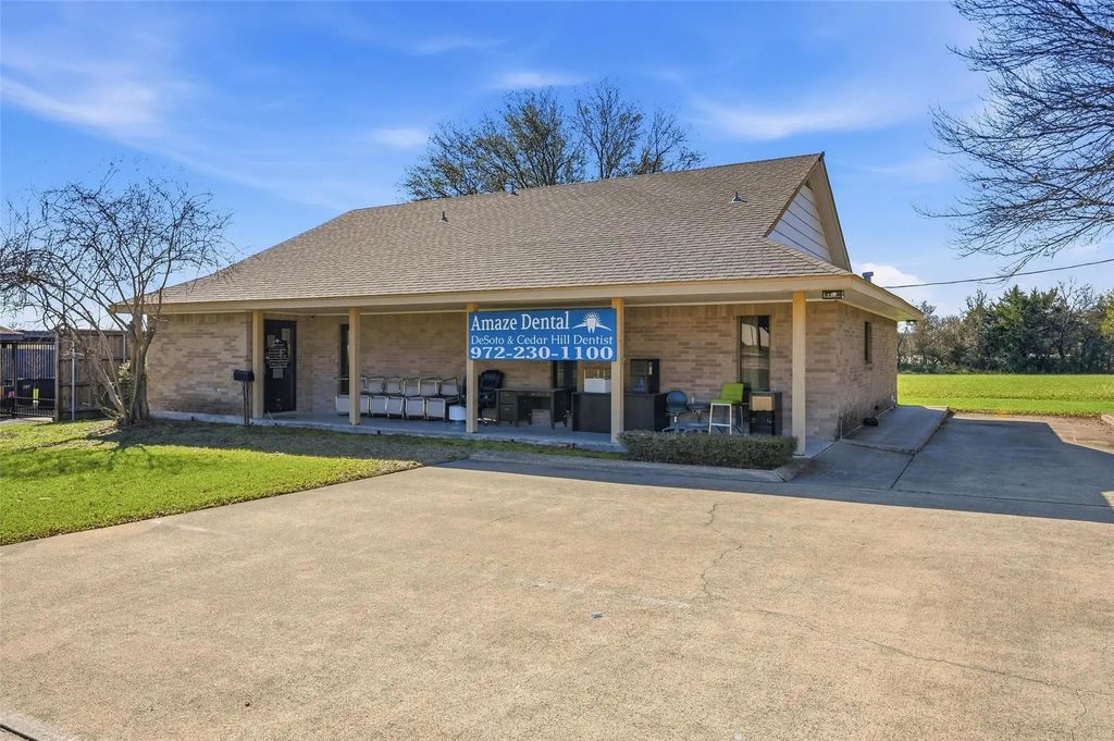 216 Dalton Drive, DeSoto