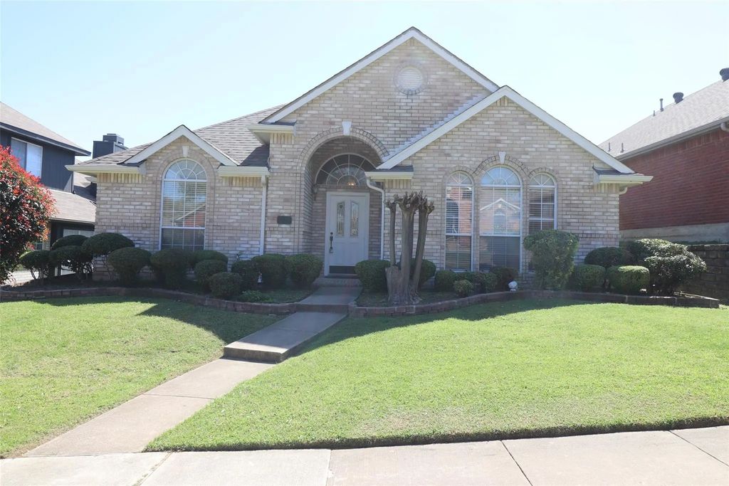 1728 Bennington Drive, Carrollton