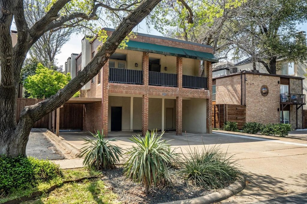 4031 Holland Avenue B, Dallas