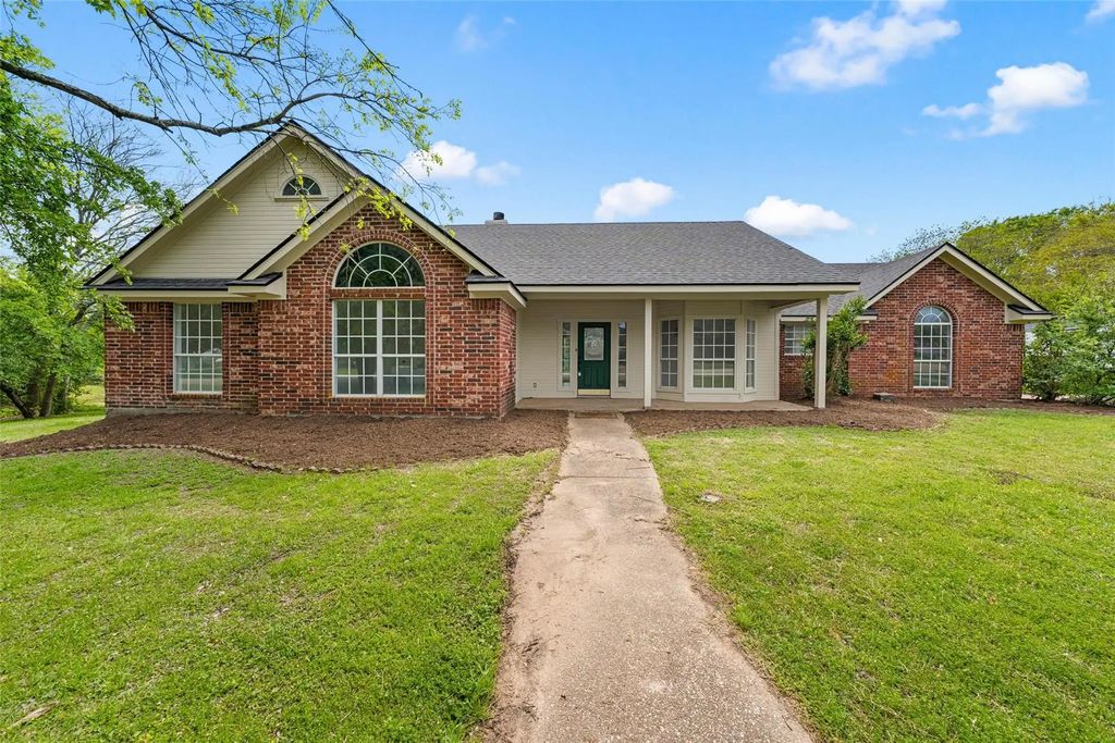 511 Kristi Street, Robinson