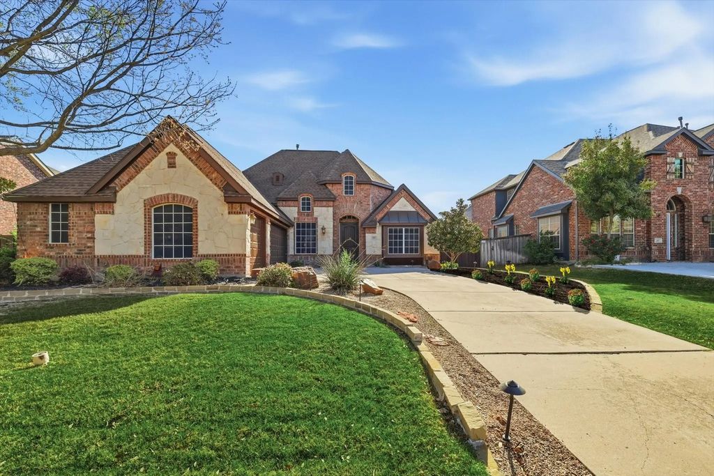 205 Odyssey Lane, Mansfield