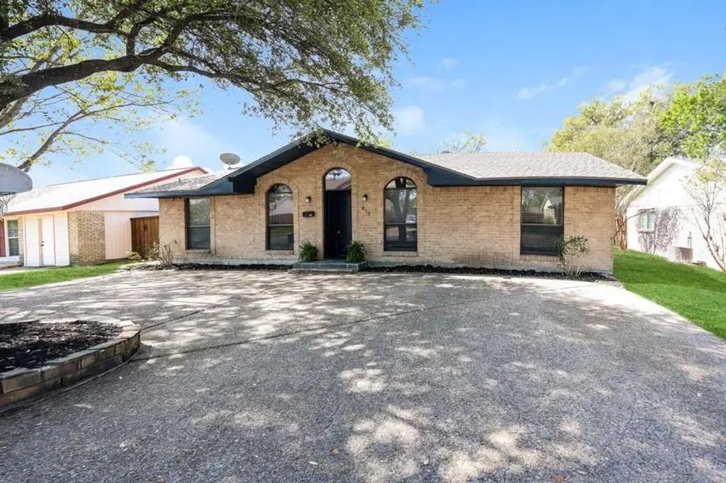 813 Hudson Drive, Garland