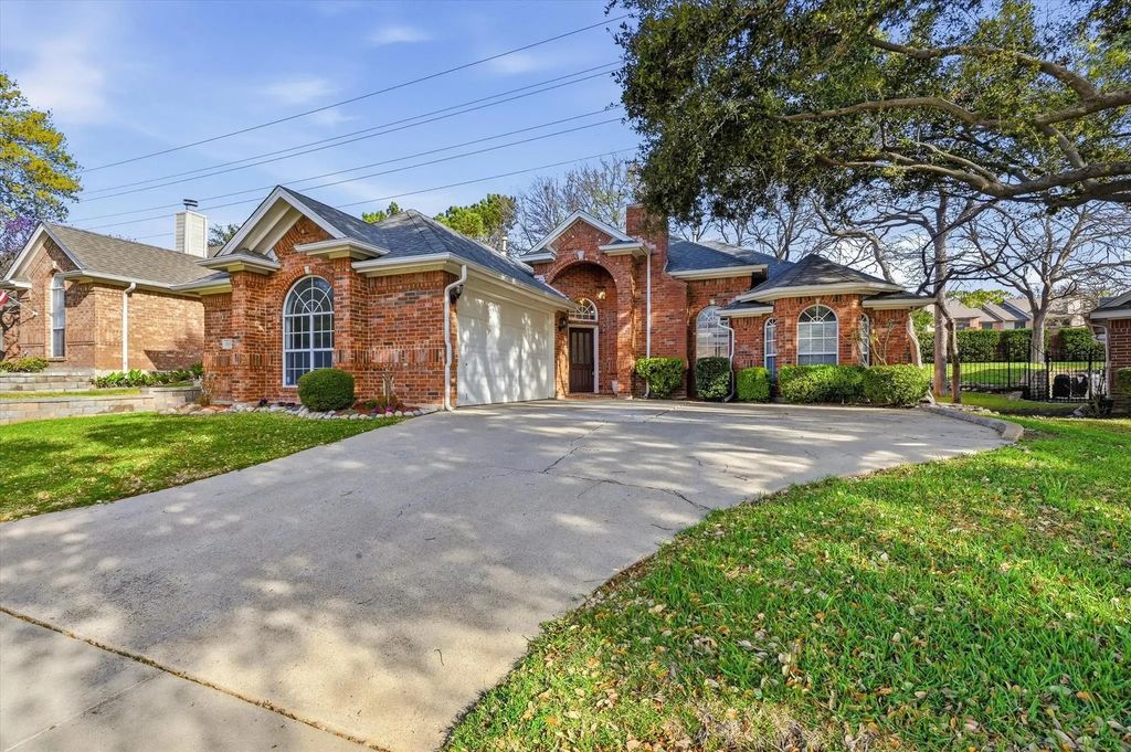 3103 Sandcastle Trail, Arlington
