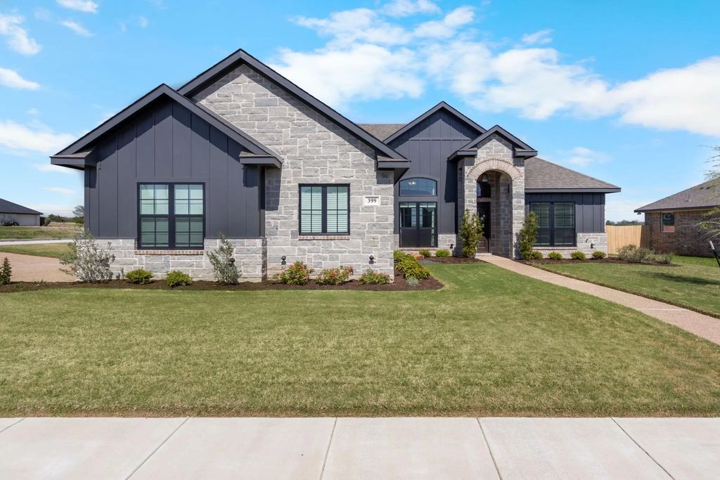 399 Frederick Drive, Robinson