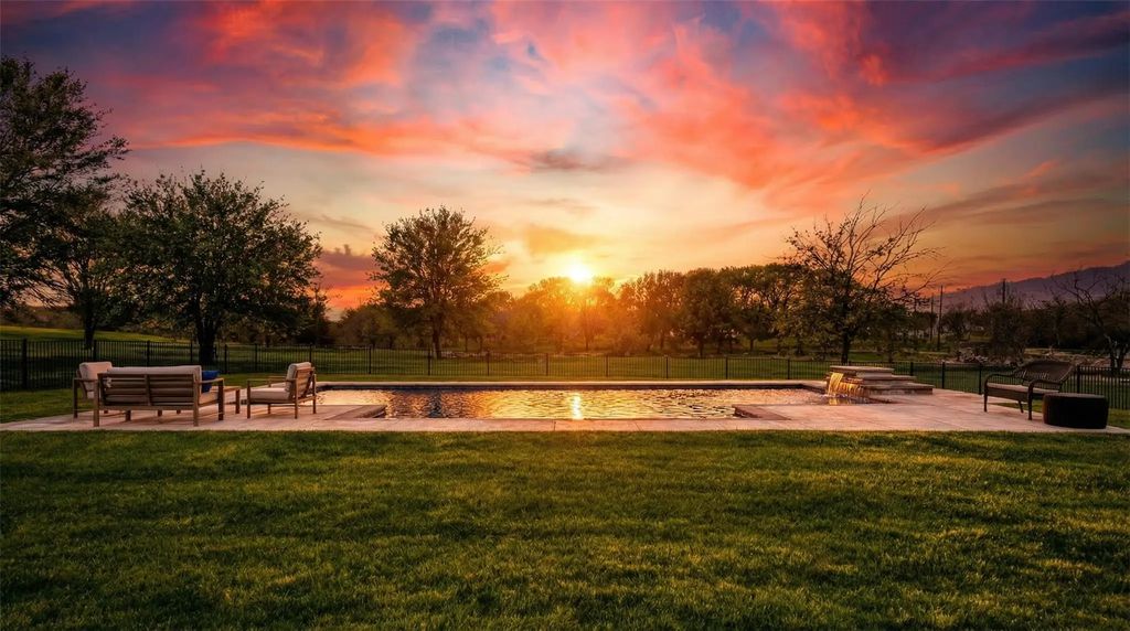 1004 Bear Creek Ranch Road, Aledo