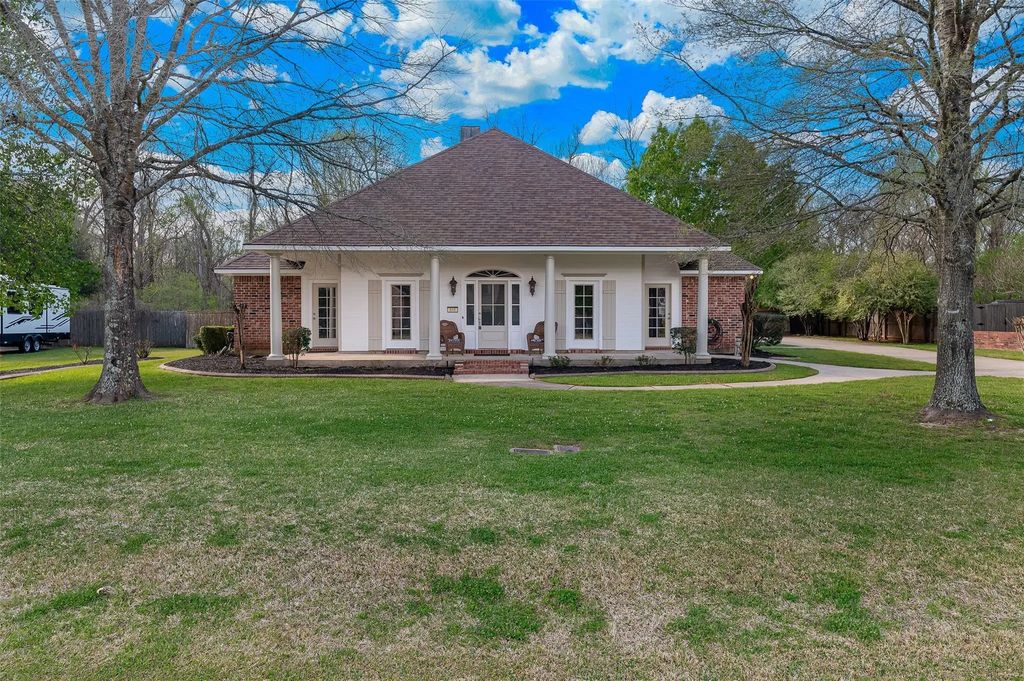 516 Secret Cove, Bossier City