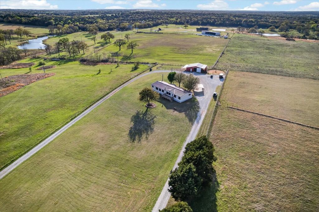 2667 Roland Road, Whitesboro