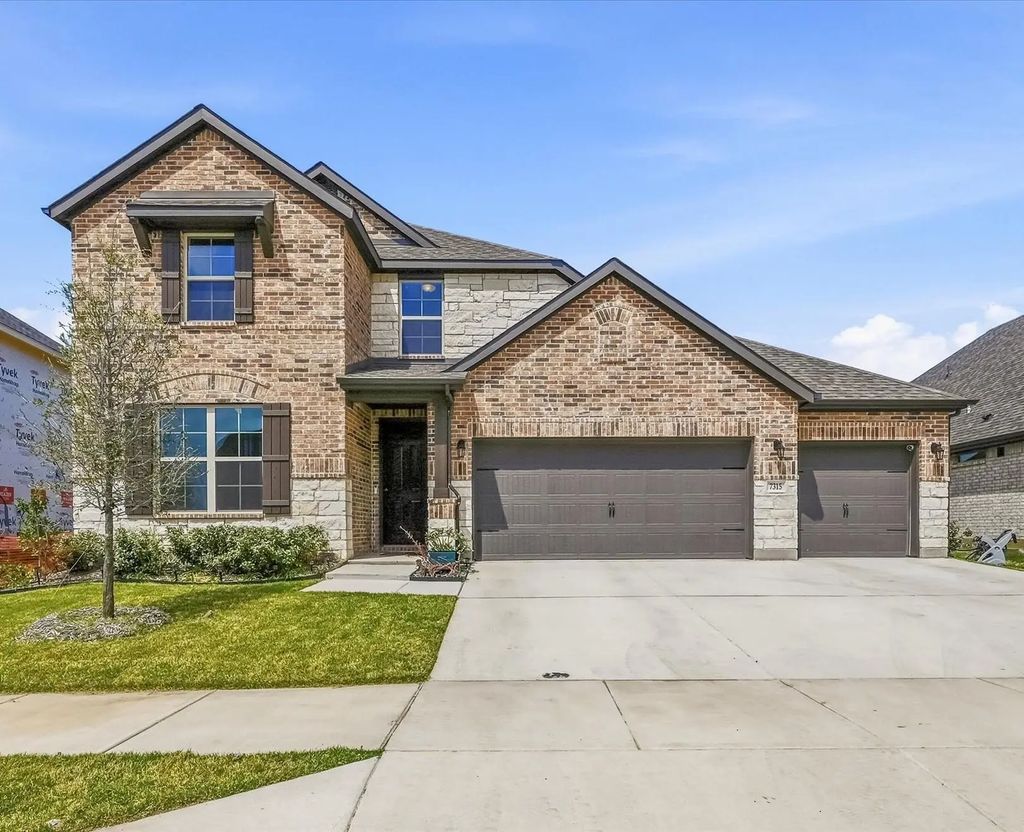 7315 Prairieside Trail, Prairie Ridge