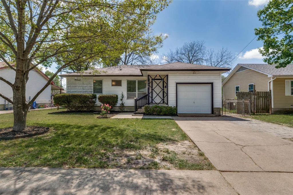 710 Morris Drive, Garland