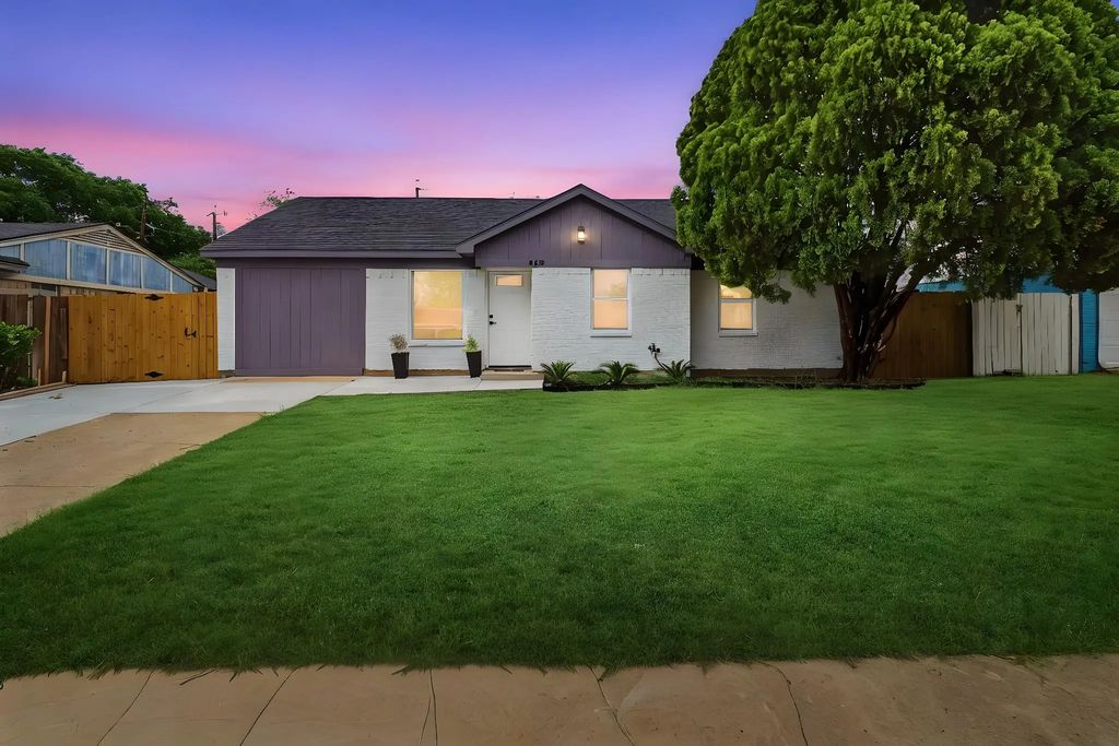 909 Lister Drive, Garland
