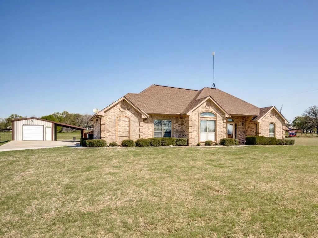 100 County Road 4181, Decatur