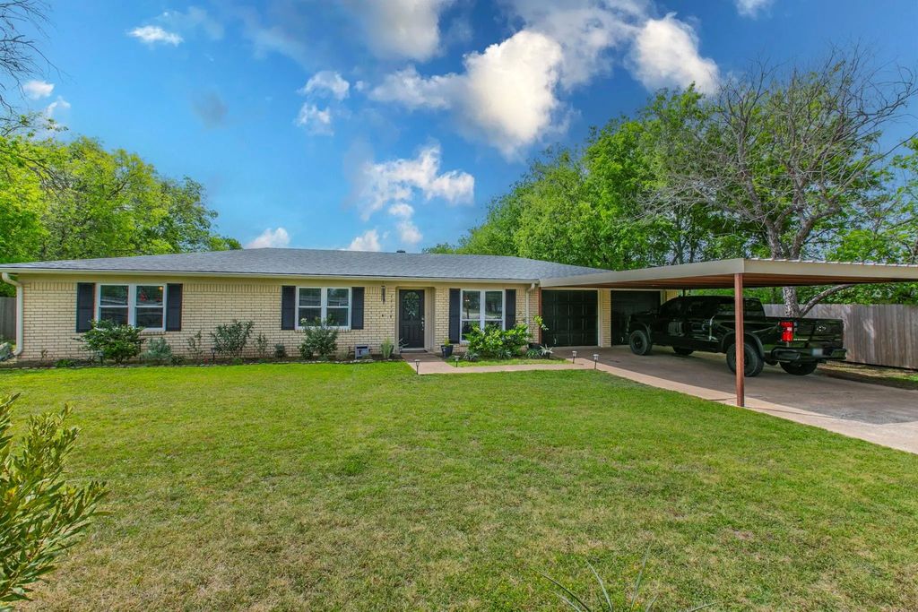 11118 China Spring Road, Waco