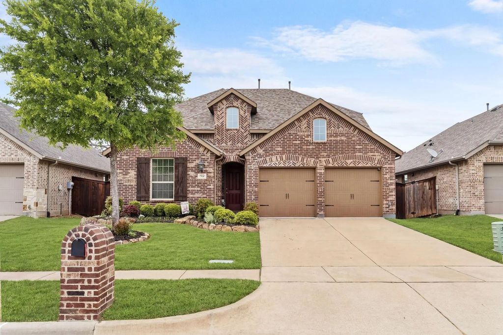 7916 Lewisville Lane, McKinney