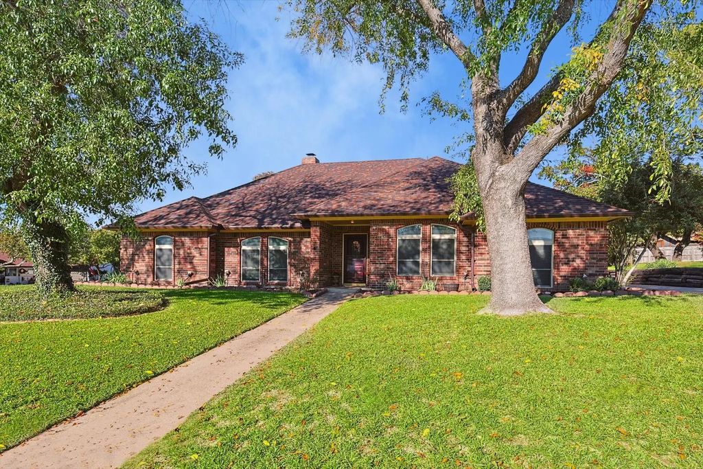 7748 Incline Terrace, Fort Worth