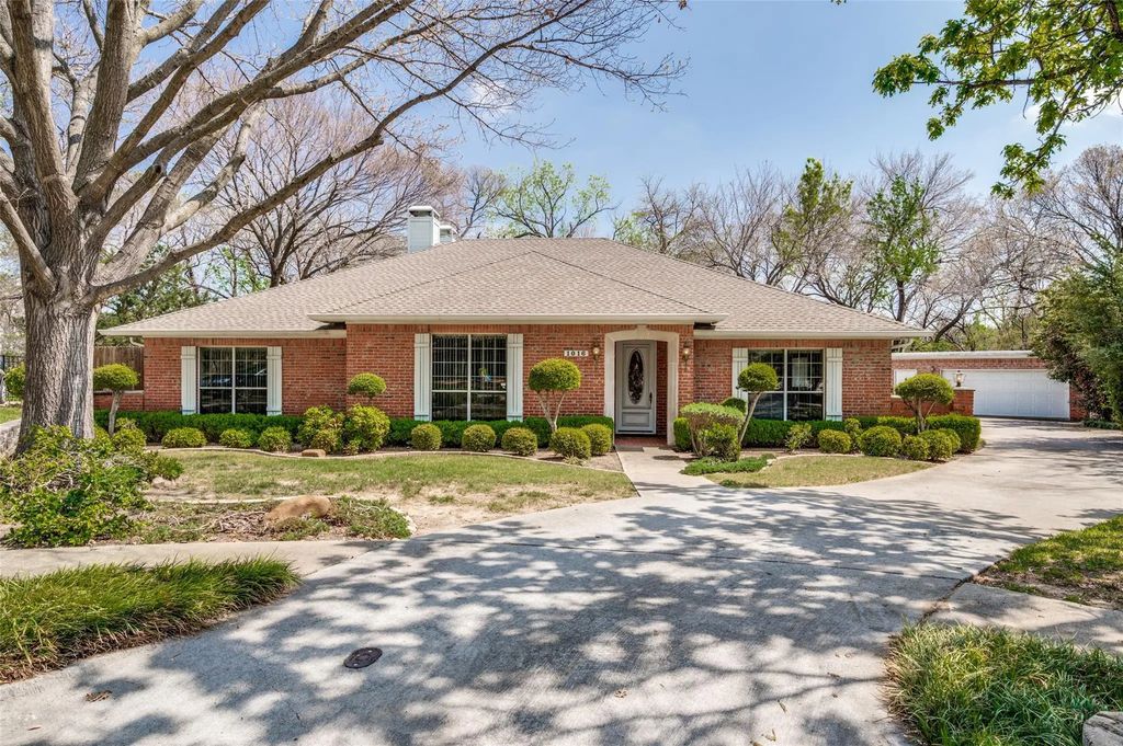 1016 Orlando Circle, Plano