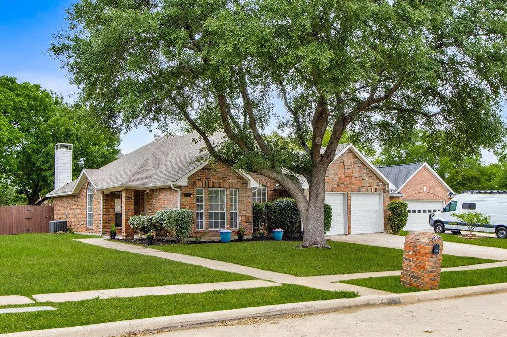 2912 Yale Drive, Flower Mound