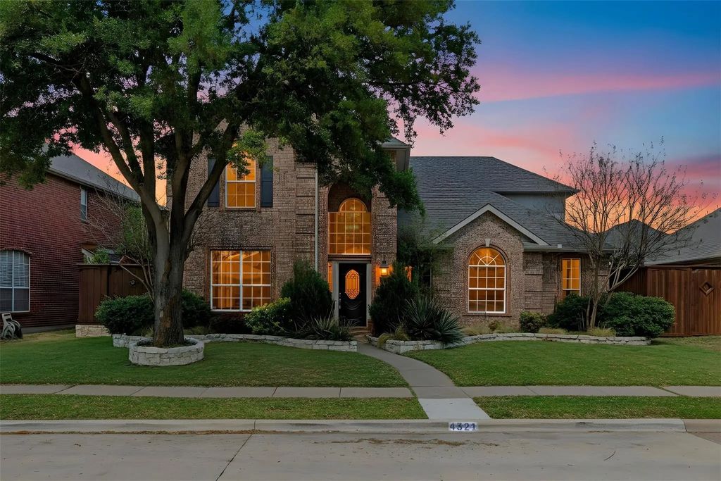 4321 Avebury Drive, Plano