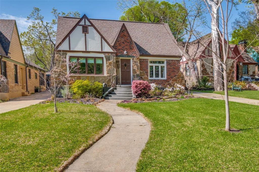 1107 Sarasota Circle, Dallas