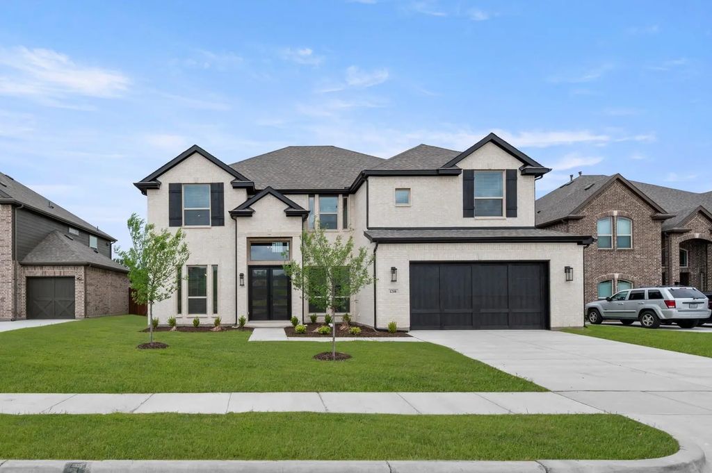 1208 Strait Lane, Burleson