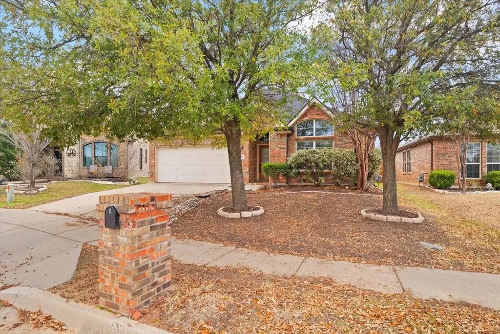 1240 Constance Drive, Fort Worth