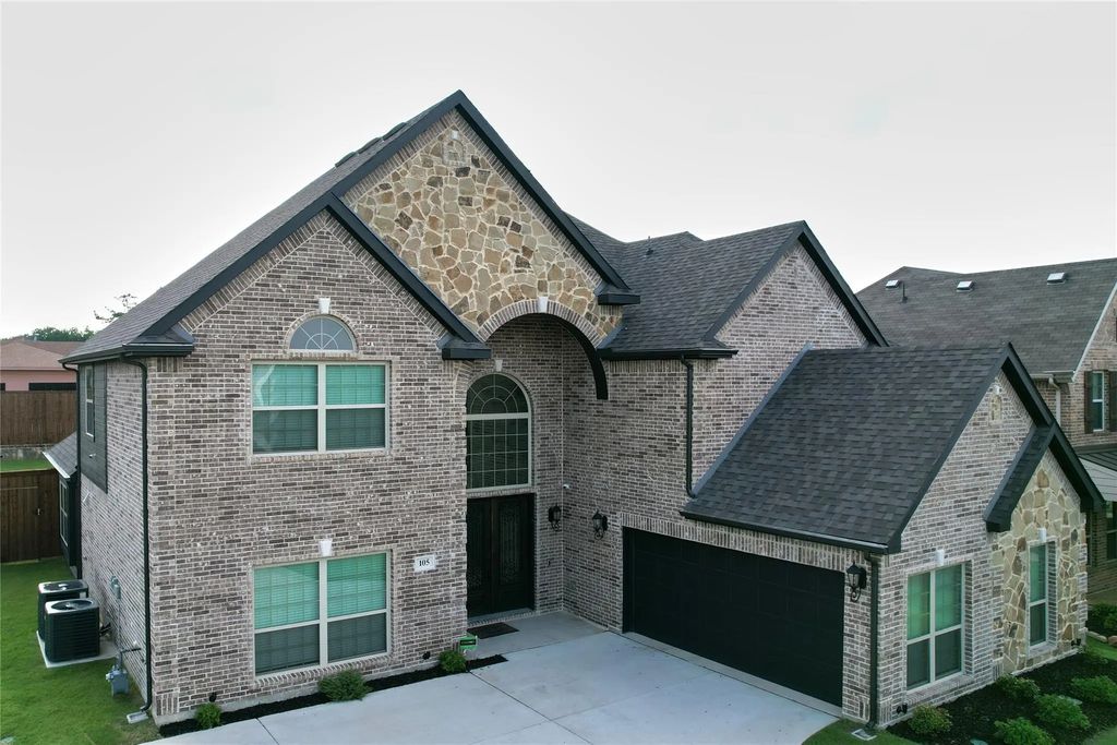 105 Wild River Court, DeSoto