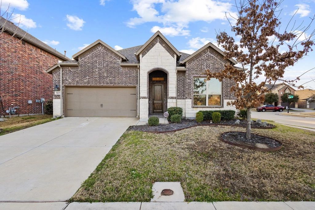 3613 Dara Drive, Rowlett